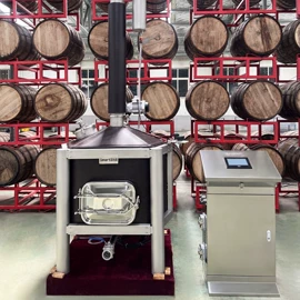 蒸馏设备;酿酒设备