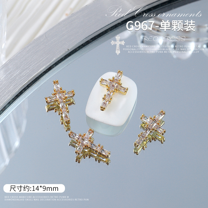 Red Cruz Roja marco joyería de uñas vintage punk metal personalidad aleación diamante incrustado cráneo decoración de uñas
