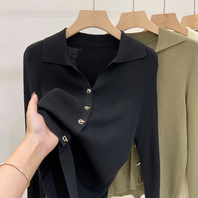 Poloの襟の気質の底のシャツの女性の春と秋の中は修身のデザイン感のセーターのカーディガンのニットの早春の上着を掛けます。|undefined