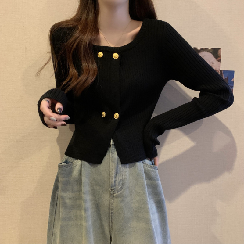 【中国直邮】茵如澜 复古方领秋冬新款小众百搭修身针织开衫 白色