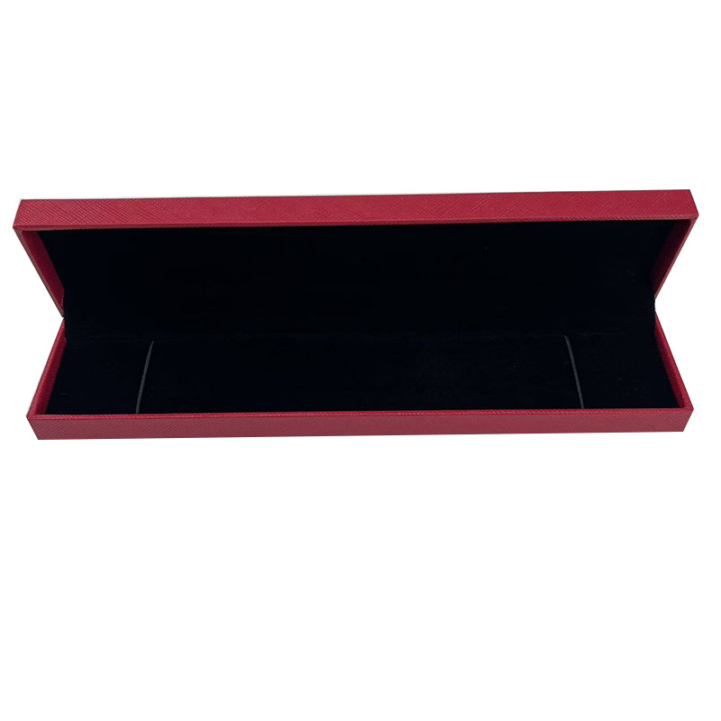 Bracelet box; red diagonal checkered right-angle box