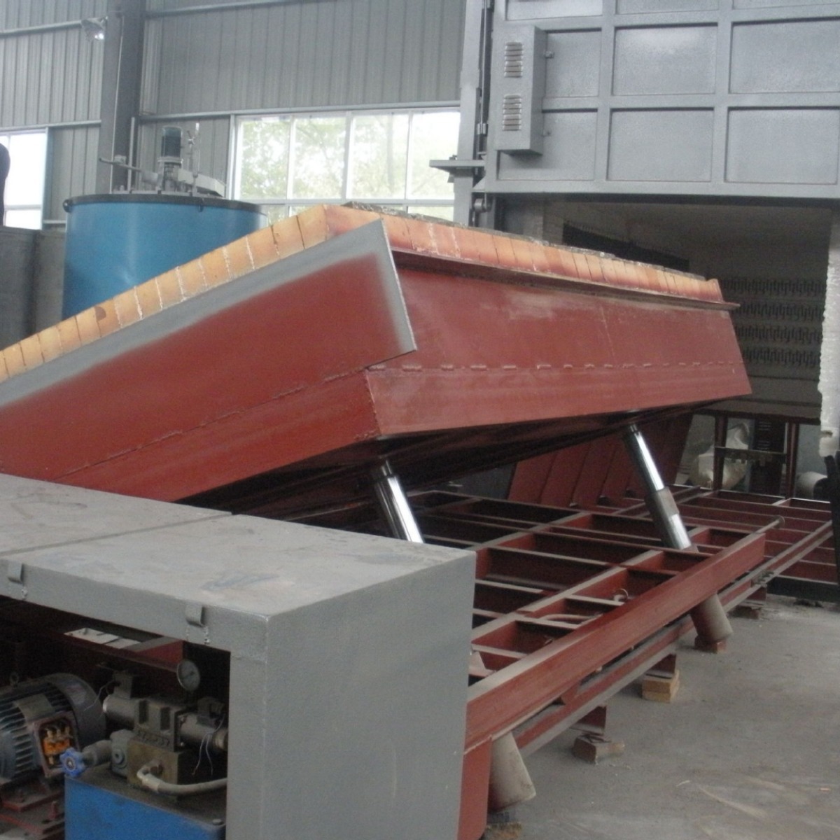 供应渗碳炉，淬火 渗碳本系列井式气体渗碳炉