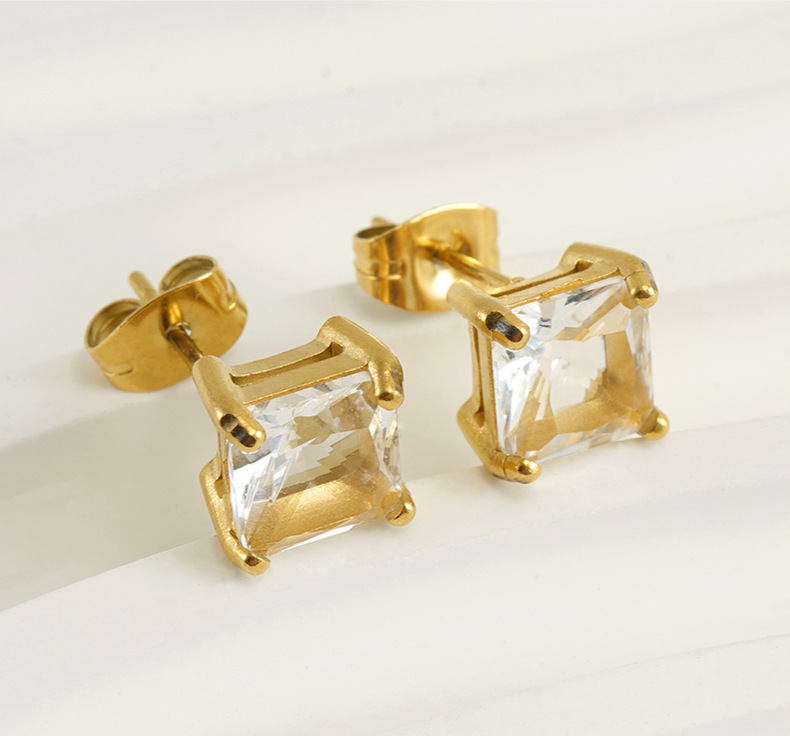 1 Pair Retro Square Inlaid Zircon Stainless Steel Ear Studs display picture 2