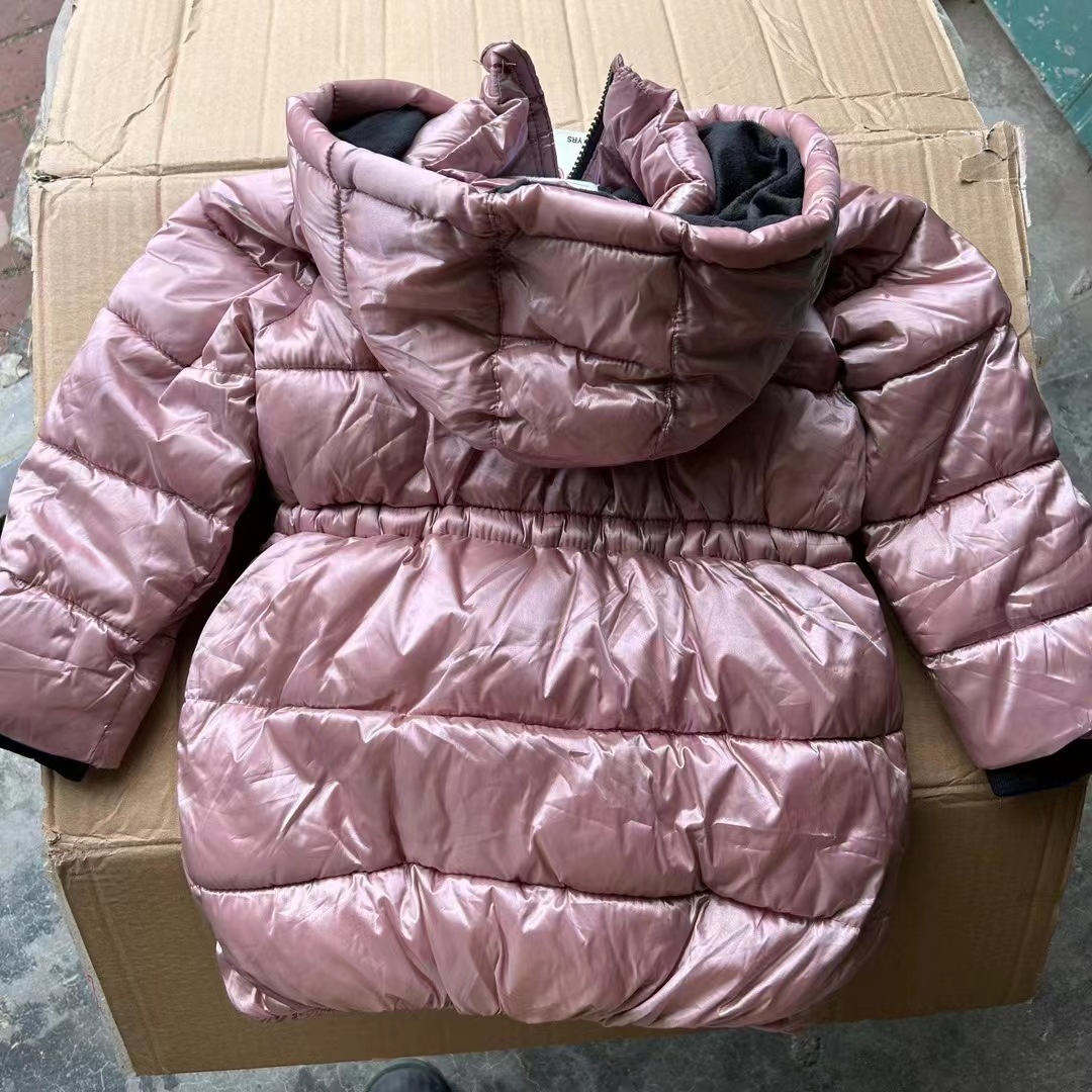 Ropa acolchada de algodón para niños ropa de marca europea y americana ropa acolchada de algodón con capucha para niñas nueva ropa acolchada de algodón barata al por mayor