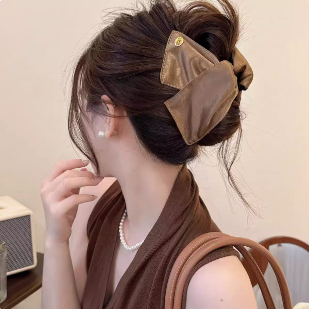 高级感蝴蝶结三角抓夹女缎面贝壳发夹后脑勺发量多鲨鱼夹头饰|undefined