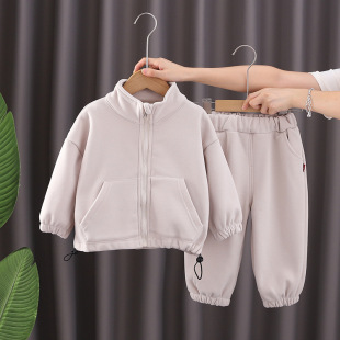 �냺�·�����Сͯ�ӽq��ɫ����������b7��9����һ�q�Ќ����ﶬ�b