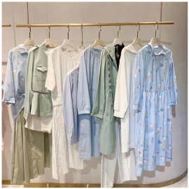 云上25春写生名设计新撤柜休闲简约风连衣裙衬衫品牌折扣女装批发
