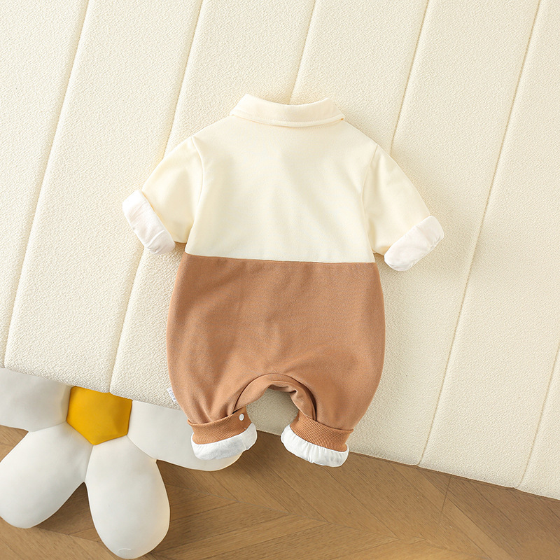 Ropa de estilo británico para bebés, ropa de primavera para bebés de un año, ropa de una pieza de primavera y otoño, traje falso de dos piezas, hermoso