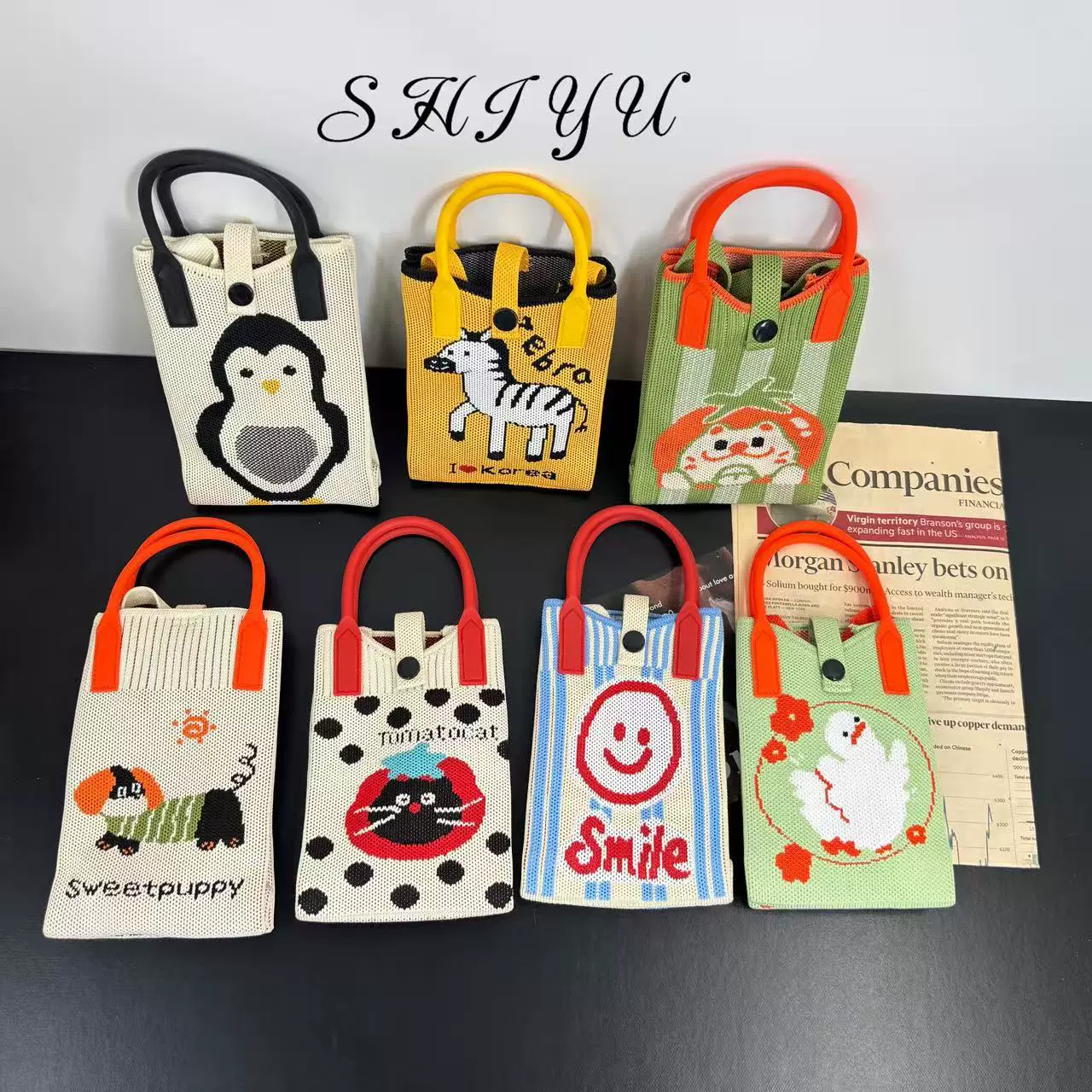 韩版学生斜挎包可爱软萌卡通手机包女小众设计针织小包多巴胺色手