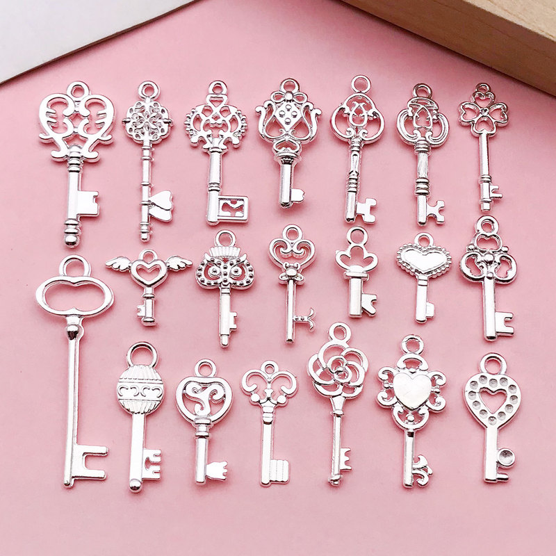 Simple Light Luxury Bright Silver Wings Love Key Pendant Series DIY Necklace Pendant Couple Accessories Trendy Simple Light Luxury Bright Silver Wings Love Key Pendant Series DIY Necklace Pendant Couple Accessories Trendy