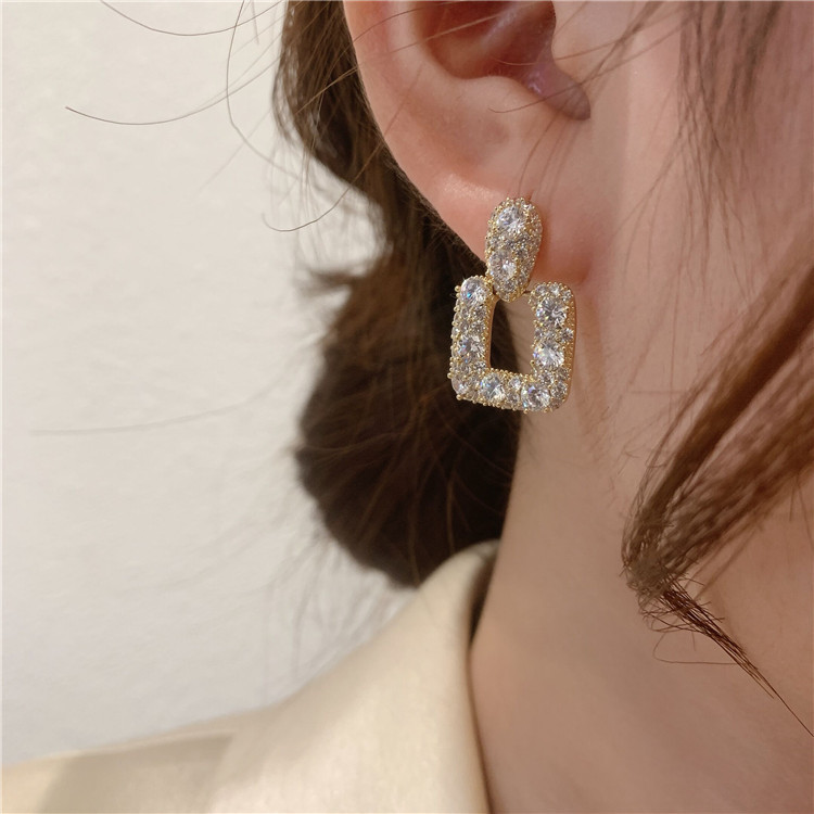 8g Weight No Inlaid Inlay Material Earrings, Ear Studs Classification Wedding, Travel Occasion Alloy Material Geometric Pattern Women'S Gender Plating Design Fashion Style Fashion Geometric Plating Alloy No Inlaid Drop Earrings 无
