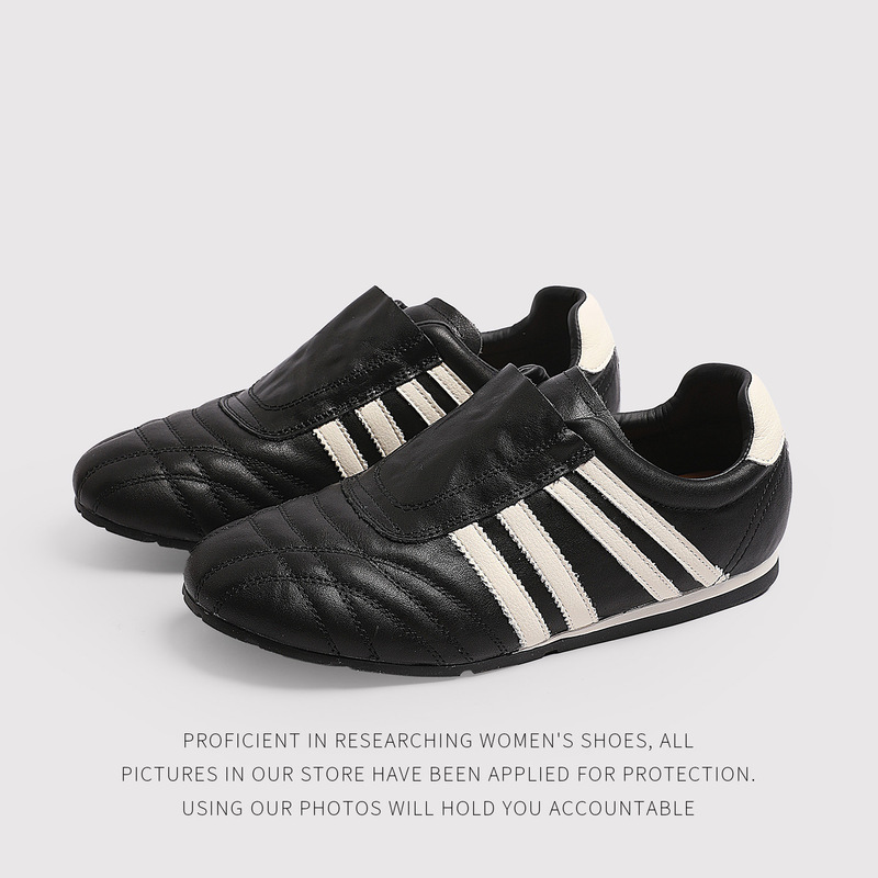 Top-layer cowhide women's taekwondo shoes, training shoes, yoga dance kung fu sneakers, casual leather soft-soled shoes Top-layer cowhide women's taekwondo shoes, training shoes, yoga dance kung fu sneakers, casual leather soft-soled shoes