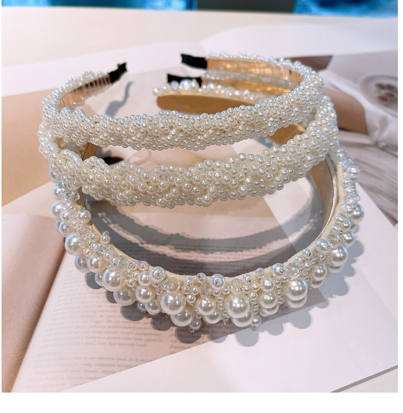 Korean Retro Pearl Bridal Headband display picture 1