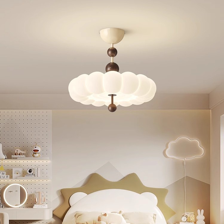 Luz de techo de protección ocular de espectro completo de nubes, lámpara de dormitorio principal medieval francesa, sala de estar de estilo crema, sala de estudio, lámpara de habitación para niños