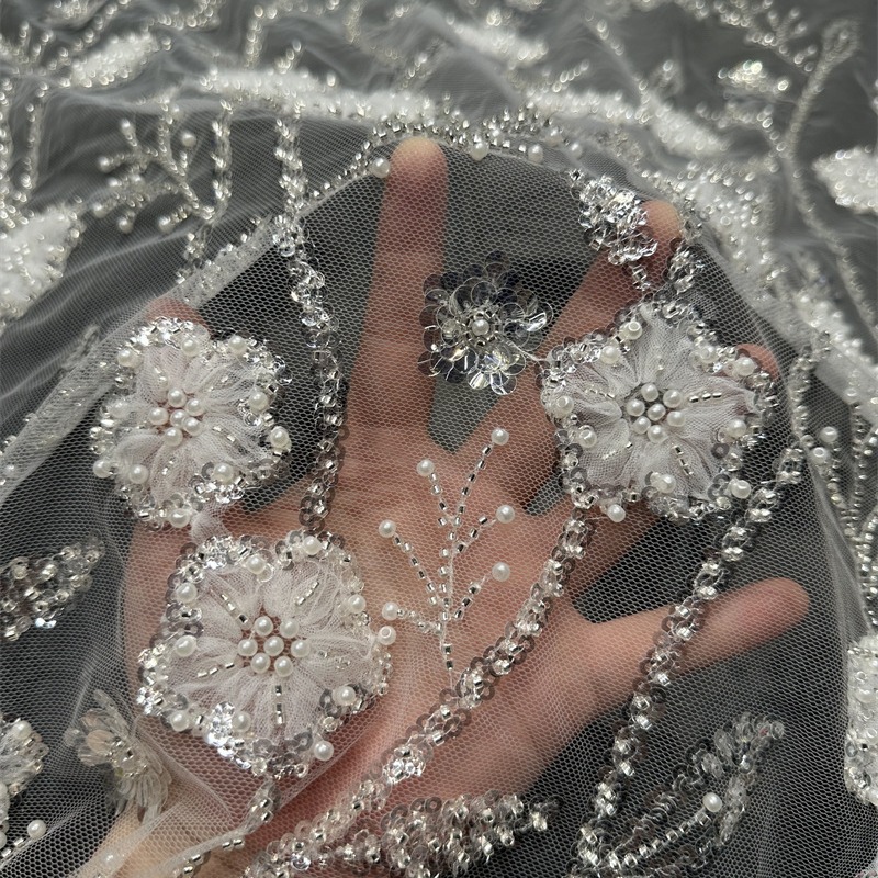 Tejido bordado de bordado de cuentas blancas de encaje de cuentas de tela de alta moda vestido de boda vestido de tela image 3