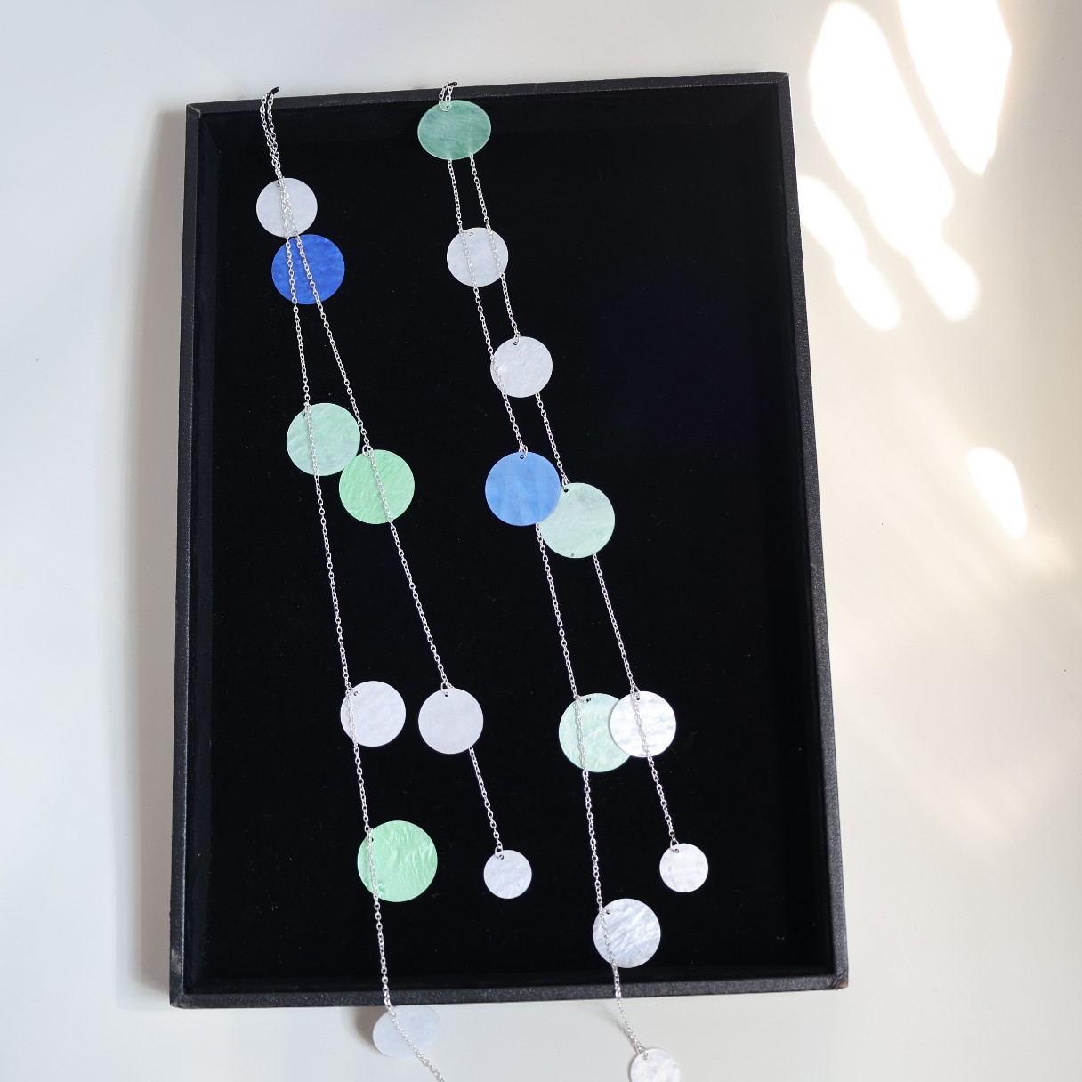 Exquisite and versatile, ethereal shell hair accessories, same style as the "Xianjian Qixia Zhuan" game, long tassel hair ties, niche and ancient-style cosplay headwear