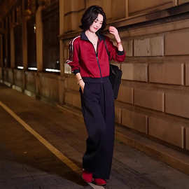 网红同款休闲运动风穿搭套装2025新款红色宽松立领外套两件套装女