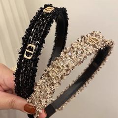 秋冬の新作の小香風のアルファベットのネットのカチューシャの気質の名媛の軽くて豪華な髪飾りのファッションの百合の高級感のカチューシャ