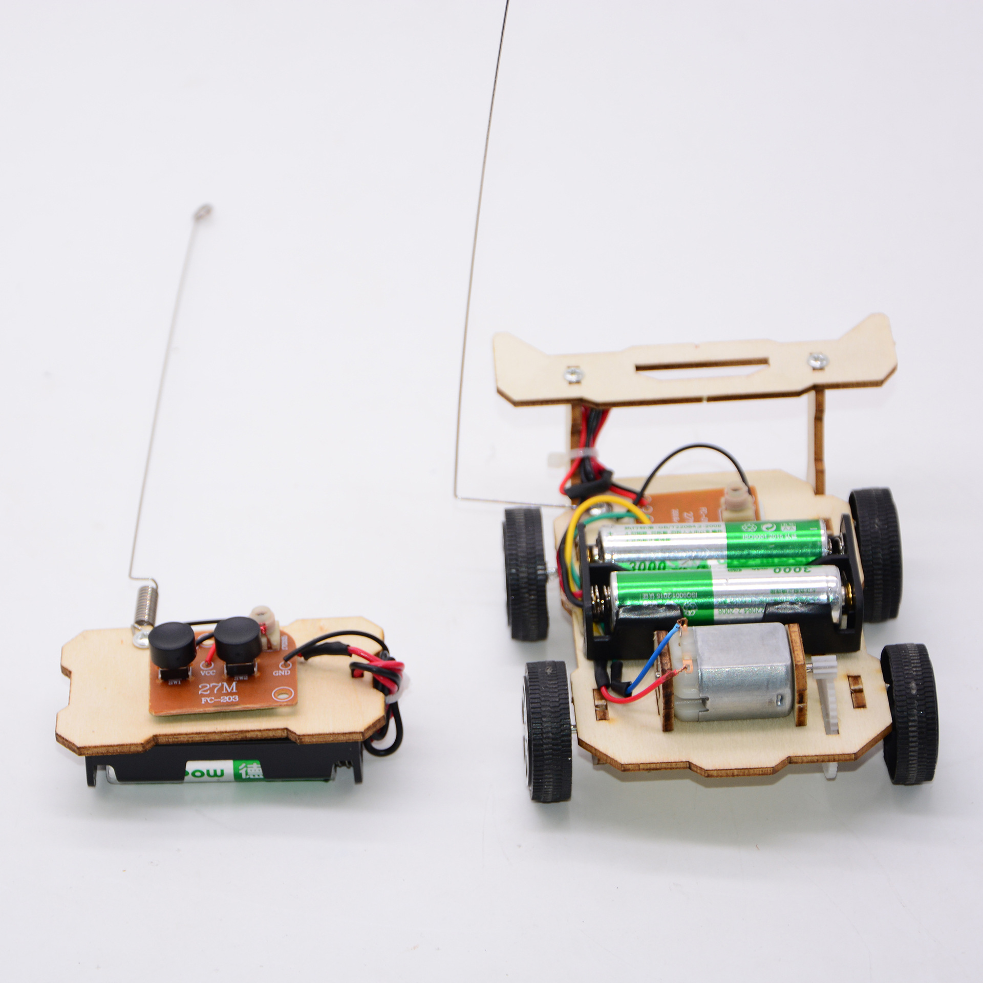 KX2120  疾速号 无线遥控车 主图 (4)