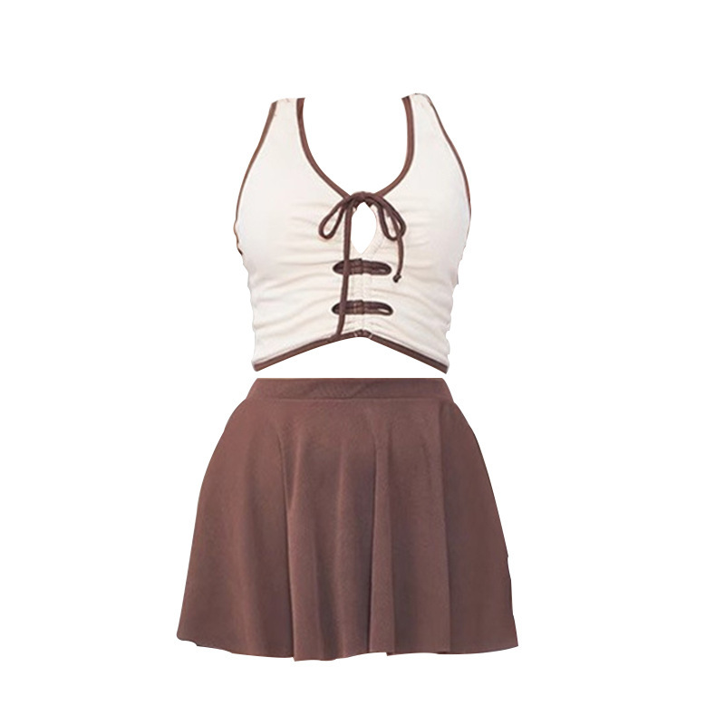 Traje de baño para mujer verano nuevo traje dividido de dos piezas falda conservadora que cubre el vientre y se ve delgado traje de baño de aguas termales con cuello halter sexy al por mayor