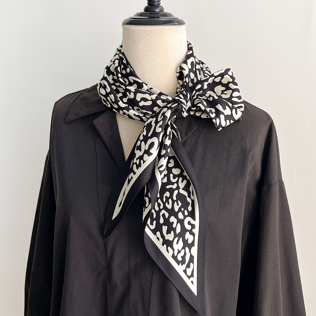 Classic retro scarf