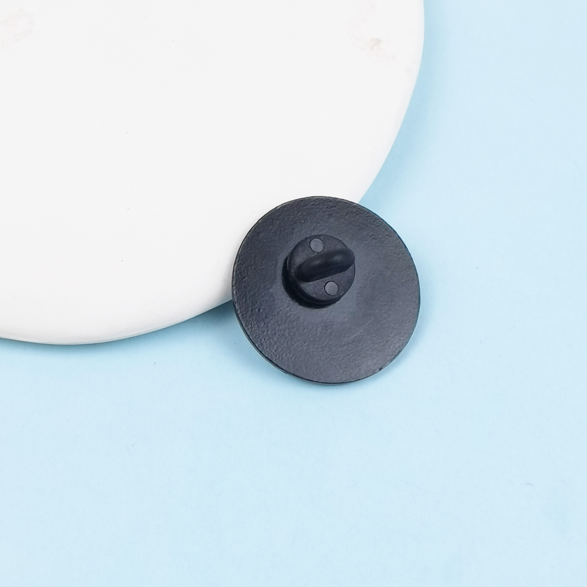 Lindo broche redondo fantasma de dibujos animados creativo disfraz de Halloween accesorios de pin insignia de decoración en inglés transfronterizo