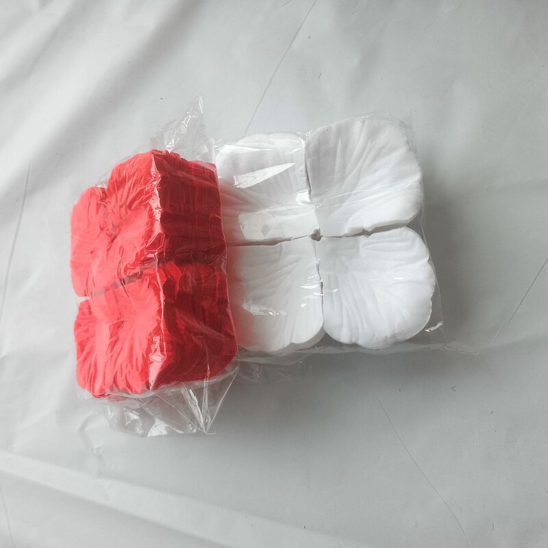 Factory direct simulation petal wedding rose petals non-woven petals arranged in 1000 5*5