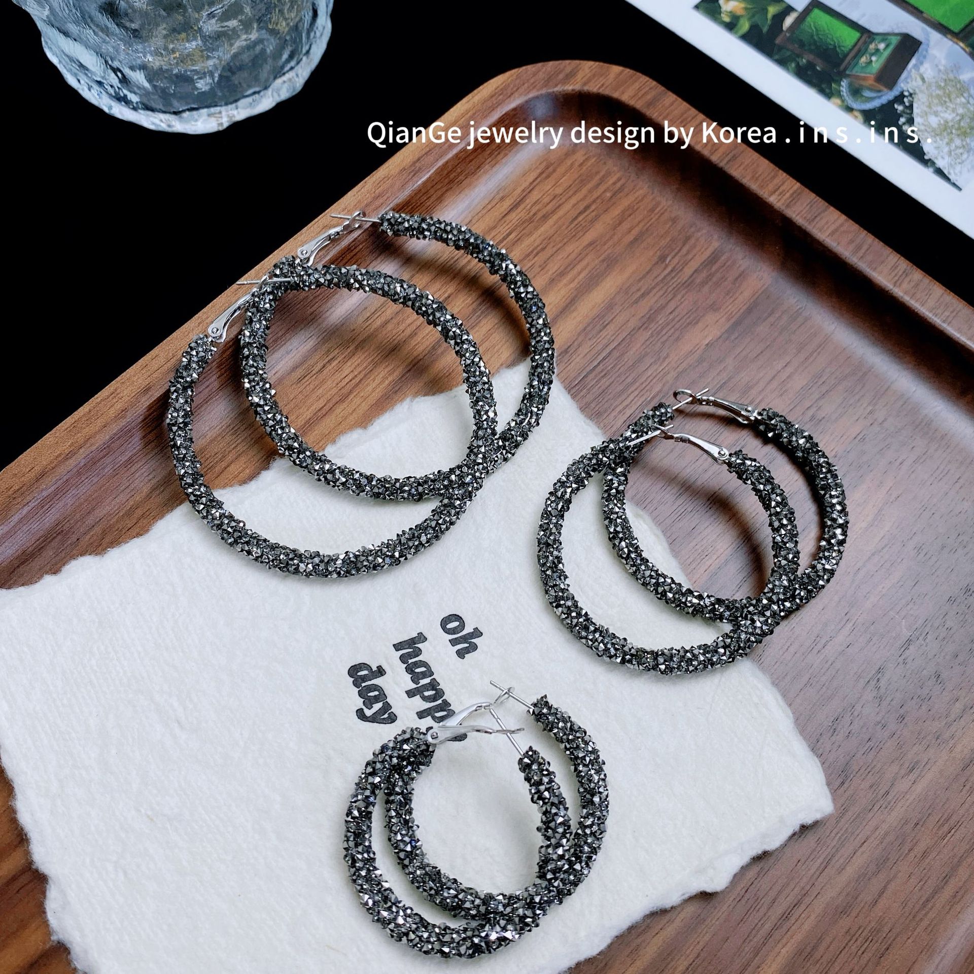 European and American Light Luxury Full Diamond Distinctive Black Hoop Earrings Women's S925 Silver Needle Retro Fashion Exaggerated Elegant Earrings