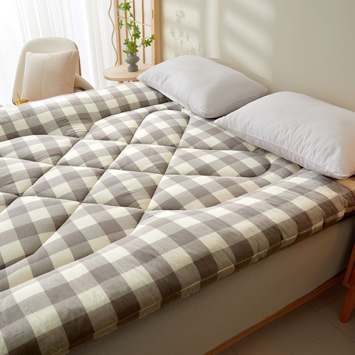 회색 중간 그리드