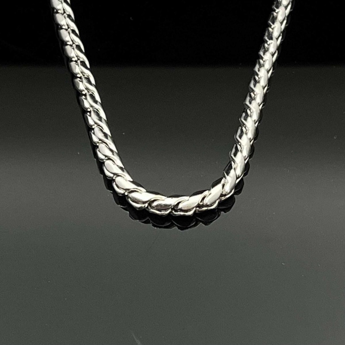 Titanstahl-Herrenkette mit Twist-Drachenknochen-Design