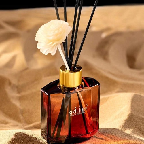 KiYiLiHi Elegant Aroma Plant Scented Candle for Indoor Office Living Room Perfume Air Freshener