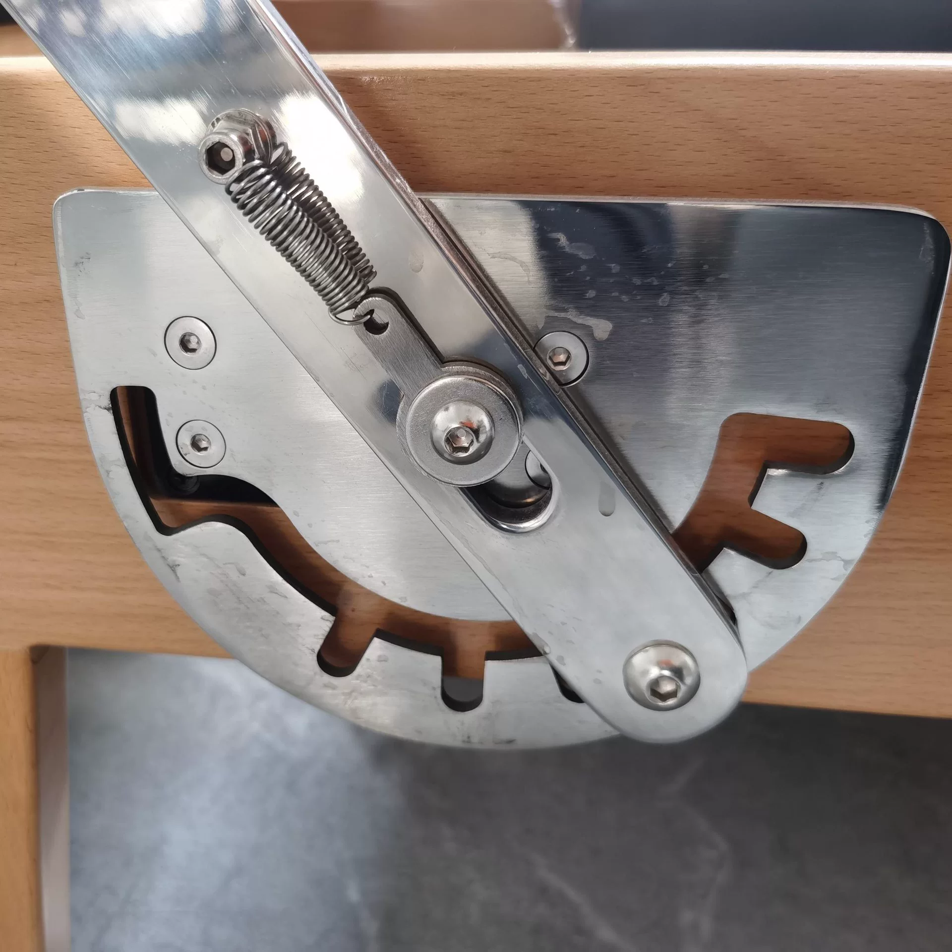 Аксессуары, регулятор подвесной пружины, подвесная пружина, аксессуары для поворотной доски для плитки, пружинный кронштейн