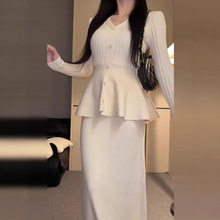 小香风白色针织连衣裙子女2025秋冬季新款高级感穿搭包臀长裙套装