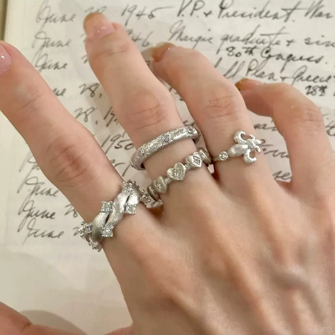 小红书爆款拉丝星芒锆石戒指女轻奢复古小众设计高级感开口指环女