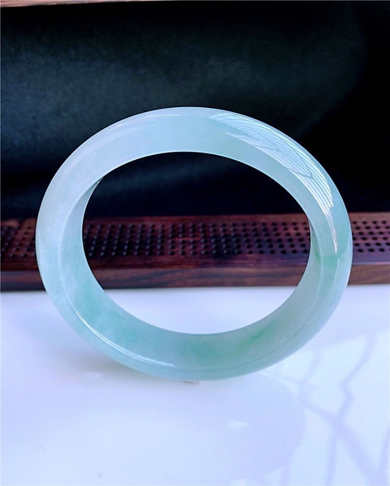 Vòng tay ngọc bích tự nhiên Miến Điện băng sáp, đường kính trong 51–65 mm chi tiết 5