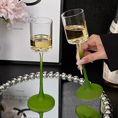 レトロなフロストグリーンストレートガラス高足カップカクテルカップ小衆高級感シャンパンカップ甘いグラスジュースカップ
