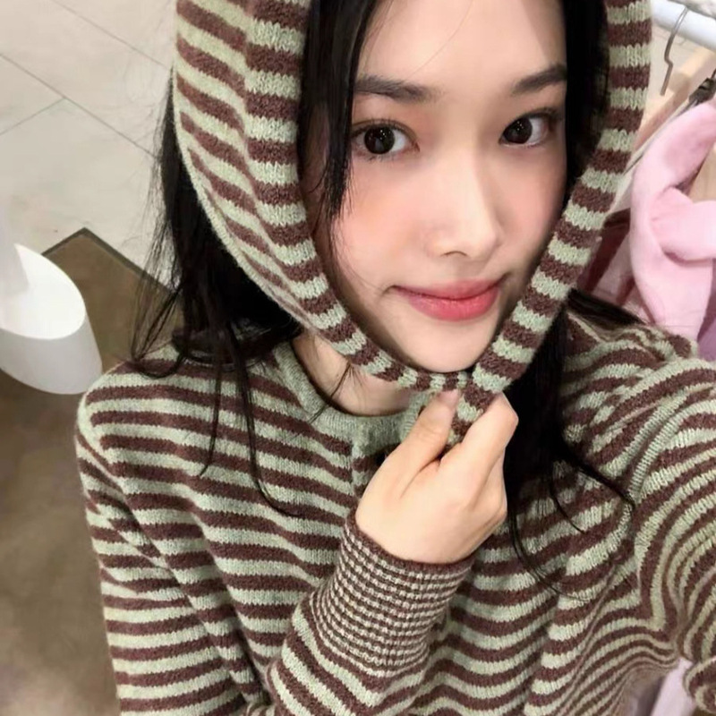 Qc Non-Returnable 2025 Winter New Korean Dongdaemun Button Rabbit Ear Scarf Sweater Striped Color-Blocking Knitted Cardigan Qc Non-Returnable 2025 Winter New Korean Dongdaemun Button Rabbit Ear Scarf Sweater Striped Color-Blocking Knitted Cardigan