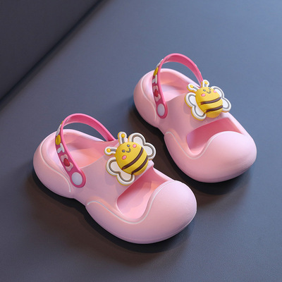Детские летние милые тапочки в стиле Crocs для мальчиков, подходят для носки на улице, мягкая подошва