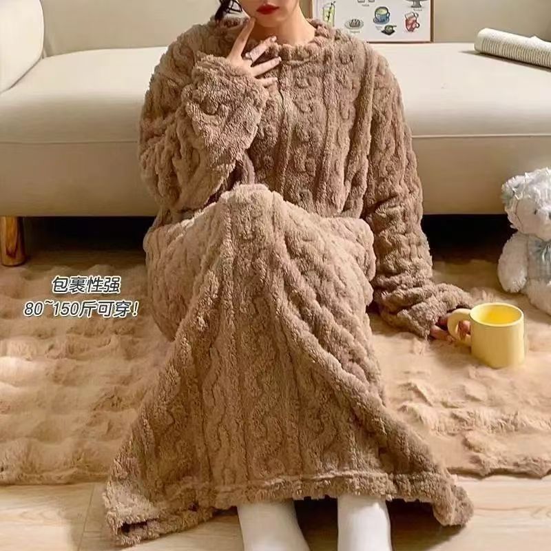 Coral fleece loose long-sleeved bathrobe, thickened for autumn and winter, women's warm loungewear, absorbent bath dress, no pockets