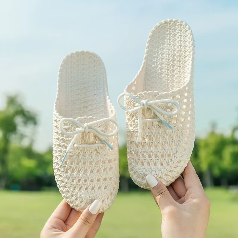 Women's Summer Outdoor Slippers 2025 New Home Non-Slip Mom Middle-Aged Closed-Toe Half Slippers Women's Clogs Women's Summer Outdoor Slippers 2025 New Home Non-Slip Mom Middle-Aged Closed-Toe Half Slippers Women's Clogs