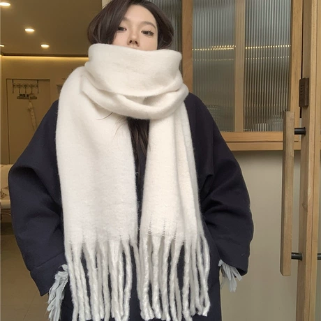 纯色马海毛围巾女生2026秋冬新款韩版百搭学生仿羊绒保暖披肩围脖