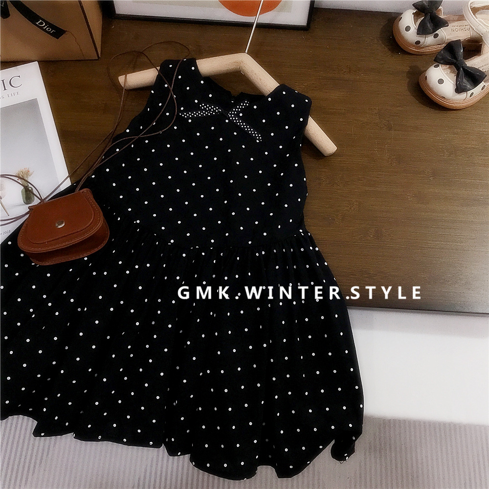 black summer skirt