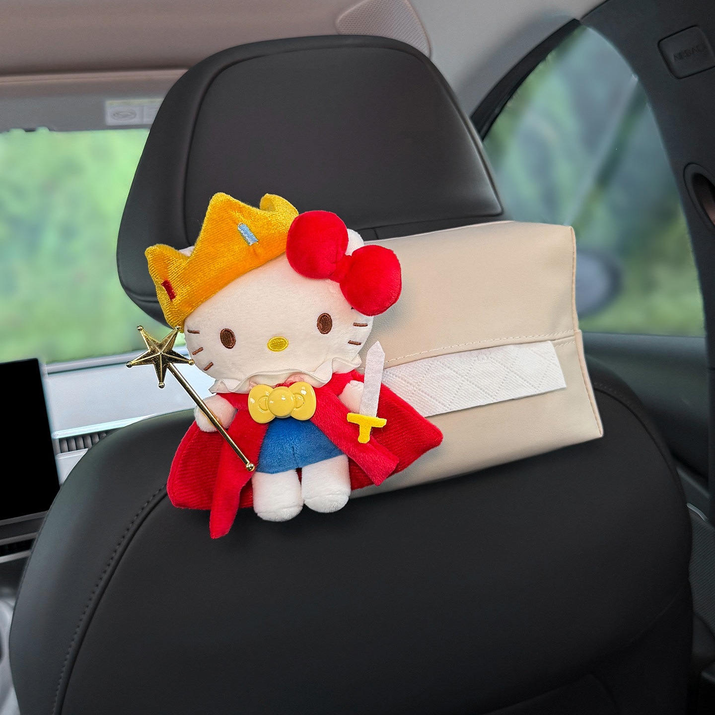 2026 Kitty Car Tissue Box, Car Armrest Box Tissue Bag, Seat-mounted Car Tissue Bag, Cute for Women