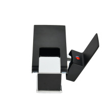 �羳��ɫ�����ٲ�ϴĘ��ϴ�����l���gԡ�ҙ��������ˮ���^