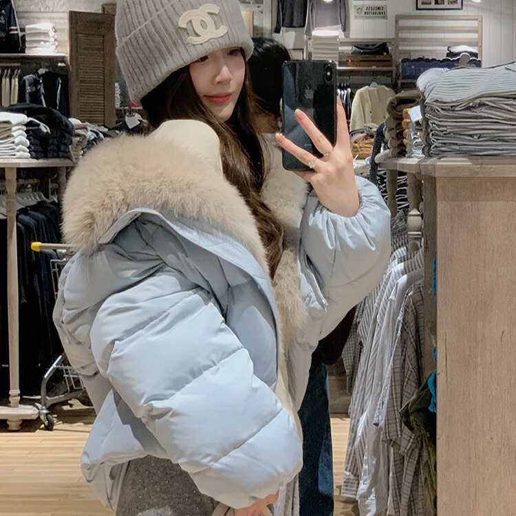 2026 Winter New Thickened Warm Short Down Cotton Coat for Women with Large Fur Collar, Loose and Versatile Cotton Jacket 2026 Winter New Thickened Warm Short Down Cotton Coat for Women with Large Fur Collar, Loose and Versatile Cotton Jacket