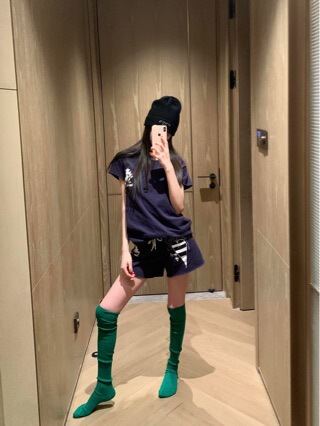 High-End Version 26Ss Ch* Series Island-Style Fresh Heart-Print Casual Slim-Fit Top and Shorts Set High-End Version 26Ss Ch* Series Island-Style Fresh Heart-Print Casual Slim-Fit Top and Shorts Set