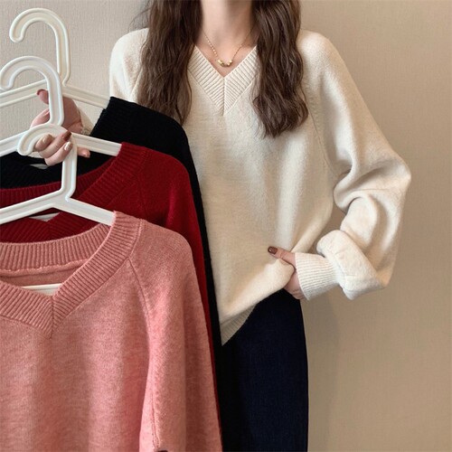 Women's V-neck sweater for autumn and winter, turtleneck knit top, loose and lazy style, Korean version women's clothing