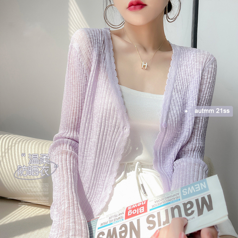 보라