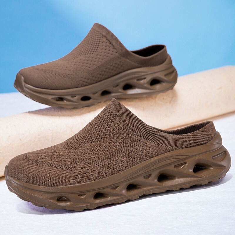 Cross-Border Best-Selling Wide-Toe Slip-On Fly-Knit Sneakers for Wide Feet and High Instep, Breathable Casual Men's Shoes, Easy Slip-On Style Cross-Border Best-Selling Wide-Toe Slip-On Fly-Knit Sneakers for Wide Feet and High Instep, Breathable Casual Men's Shoes, Easy Slip-On Style