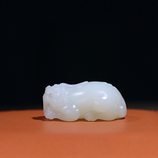 Mat fat jade pixiu pendant is condensed and moist like fat and plump seiko carving size 38-25.6-17mm weight 25g